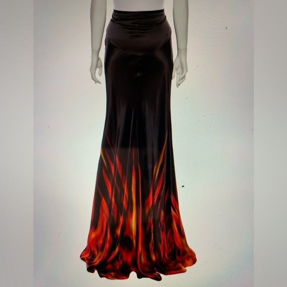 BNWOT Roberto Cavalli silk long skirt - Picture 3 of 4